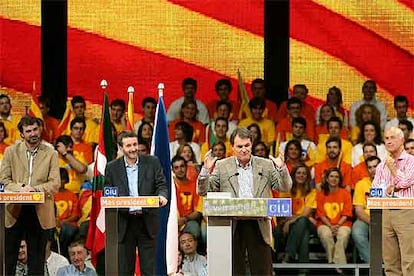 De izquierda a derecha, Anxo Quintana, Josu Jon Imaz, Artur Mas y Josep Antoni Duran Lleida en el mitin central de CiU en Barcelona.