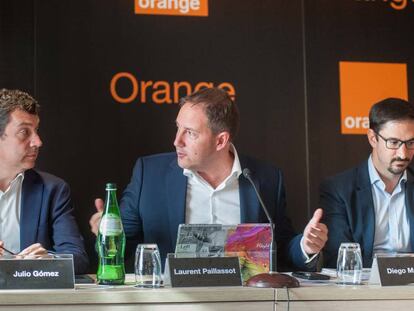 Julio Gómez, Laurent Paillassot y Diego Martínez, en la última presentación de resultados.