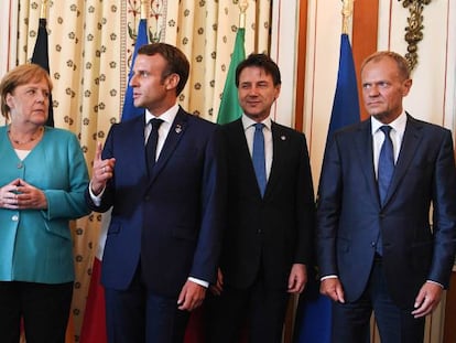 De izquierda a derecha, el primer ministro del Reino Unido, Boris Johnson; la canciller alemana, Angela Merkel; el presidente de Francia, Emmanuel Macron; el primer ministro de Italia,  Giuseppe Conte; y el presidente del Consejo Europeo Donald Tusk; en la cumbre del G-7 celebrada en Biarritz (Francia).