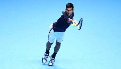 Djokovic, durante el partido inaugural contra Thiem.