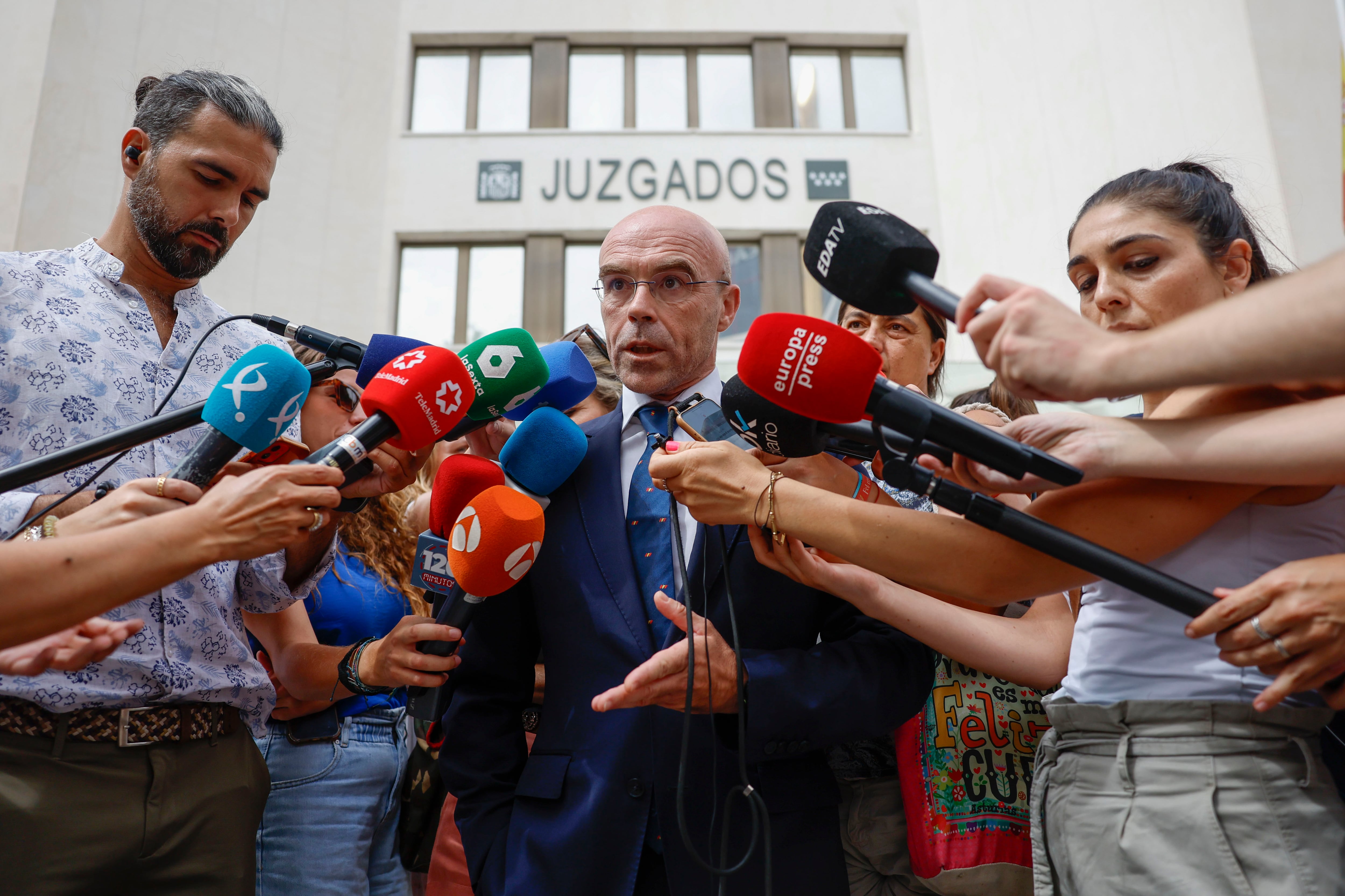 ​El fiscal y una abogada de Vox acompañarán al juez Peinado en el interrogatorio a Sánchez en La Moncloa