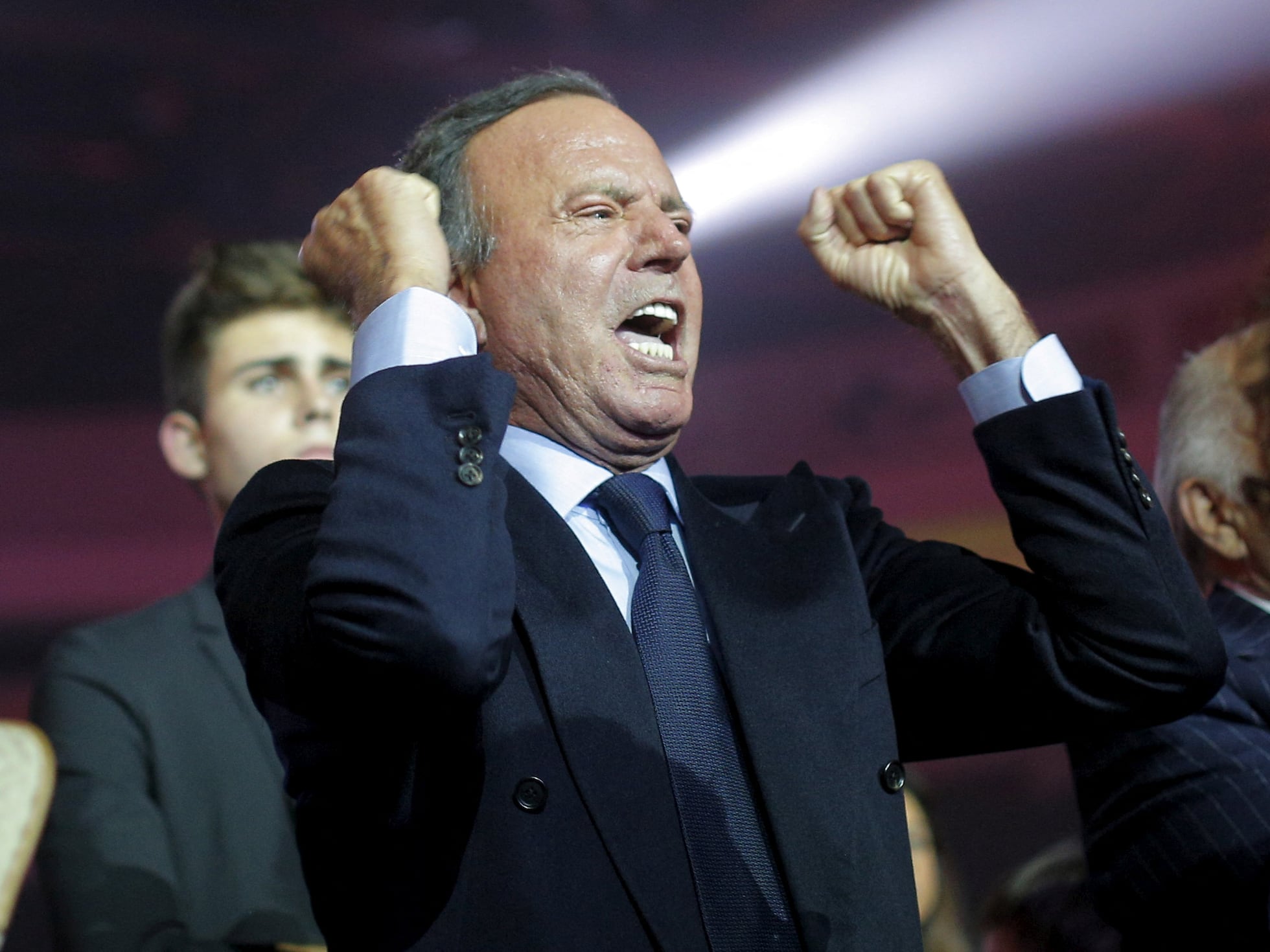 Julio Iglesias acusa a sus extrabajadoras de “denuncia falsa” y estudia medidas | Sociedad | EL PAÍS