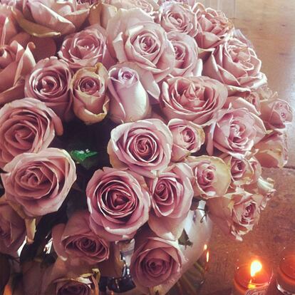 Rosas en el re-see de Victoria Beckham.