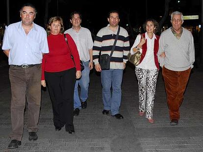 Navarro, Araceli Gómez, Suárez Quesada, Rafael Ramírez, Menchu Galayo y Jaime Rico (izquierda a derecha).