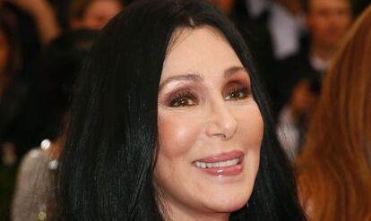 Cher, de 69 anys.