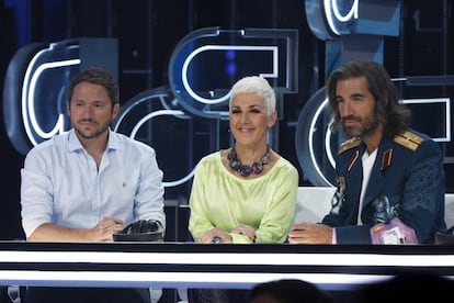 Ana Torroja, Joe Perez-Orive y Manuel Martos durante la primera gala Operación Triunfo 2018.