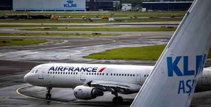 Un avión de Air France en el aeropuerto de Ámsterdam.