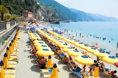 Establecimiento privado en una playa de Monterosso, en la comarca de Cinque Terre, en Liguria.