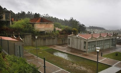 Chalés cuya construcción está paralizada