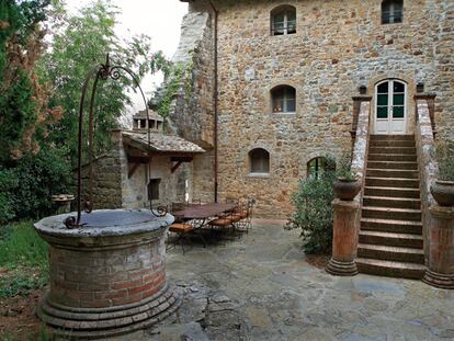 <b>Castiglion del Bosca es el burgo de la Toscana en el que tuvo lugar la presentación del su último lanzamiento. de Ferragamo</b>