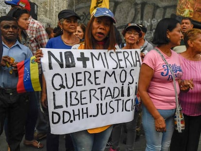 Opositores venezolano se manifiestan en Caracas el pasado jueves.  