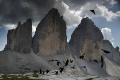 Imagen facilitada por el fotógrafo David Munilla de las Tres Cimas de Lavaredo (Italia). Los viajes que propone Munilla se diseñan entorno a la hora justa, la luz y el emplazamiento perfecto para capturar un determinado paisaje .Munilla , profesional con 30 años de experiencia, ofrece un itinerario por el planeta con imágenes de postal.