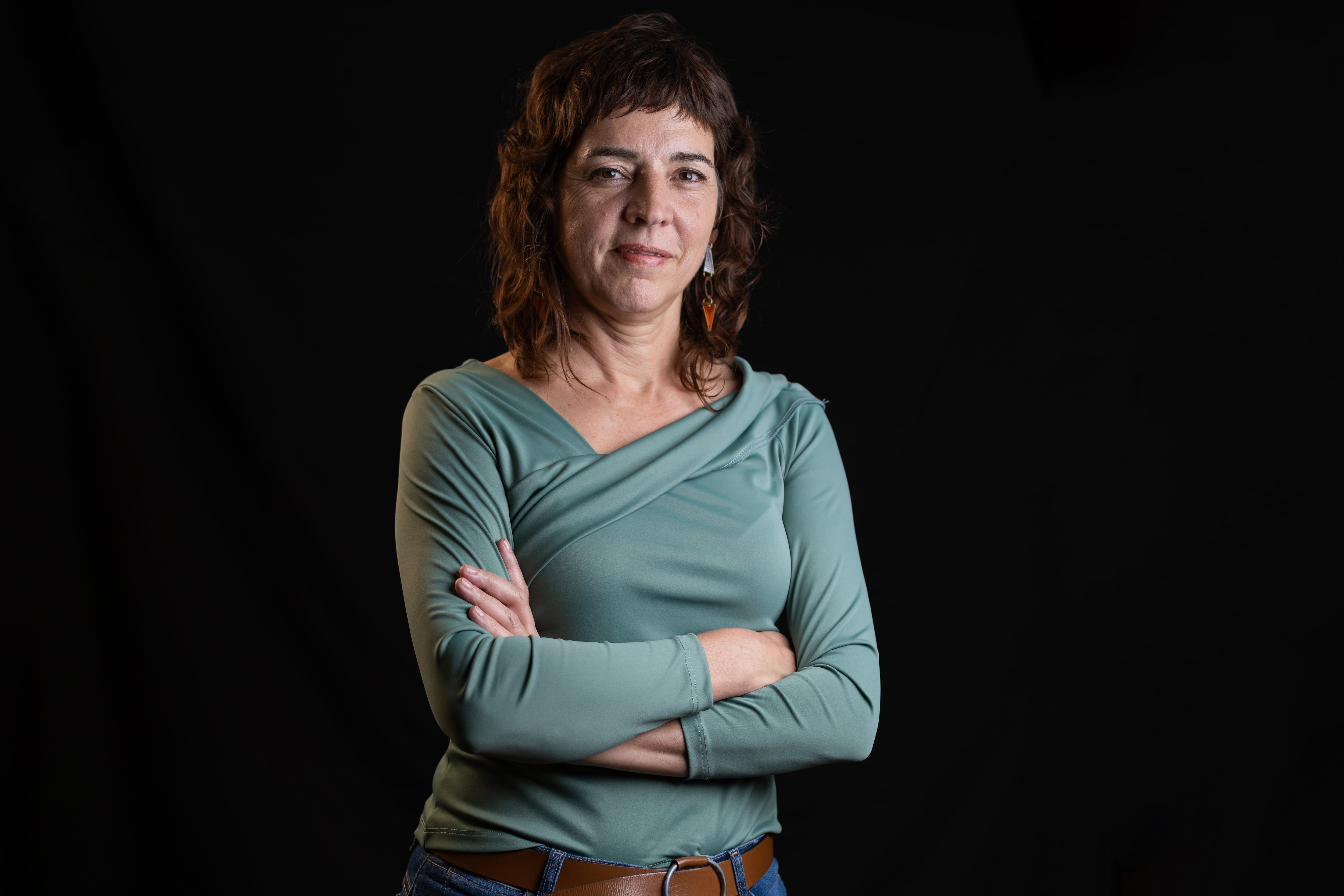 Núria Cadenes presenterà il romanzo premiato “Qui salva una vita” al club di lettura