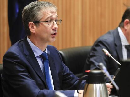 El gobernador del Banco de España, Pablo Hernández de Cos, comparece en la Comisión de Reconstrucción Social y Económica el pasado 24 de junio.