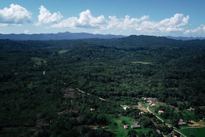 Vista aérea de la comunidad indígena de San José de Uchupiamonas.
