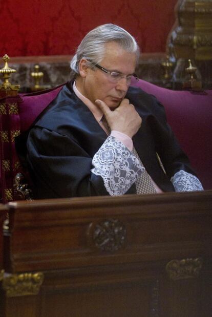 Baltasar Garzón, ayer, durante la primera sesión de la vista celebrada en el Tribunal Supremo.