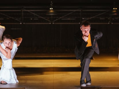 Una escena de la obra 'La madre de Frankestein', con Blanca Portillo y Pablo Derqui.