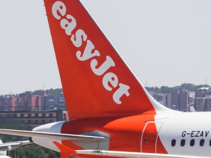 Desconvocada la huelga en Easyjet tras acordar una subida salarial del 22% en tres años