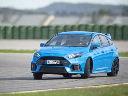 El Focus RS acelera de 0 a 100 km/h en 4,7 segundos. 