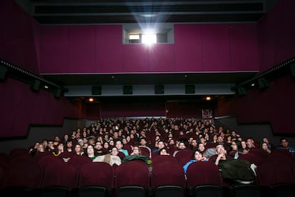 Una sala de los cines Aribau, en Barcelona, en una imagen de archivo.