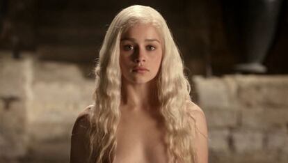 Emilia Clarke interpreta a la princesa Daenerys Targaryen en &#039;Juego de tronos&#039;