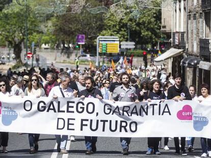 Marcha en defensa del gallego hoy en Santiago.