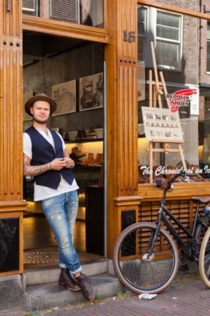 Tienda de zapatos en una de las calles del casco histórico de Ámsterdam.