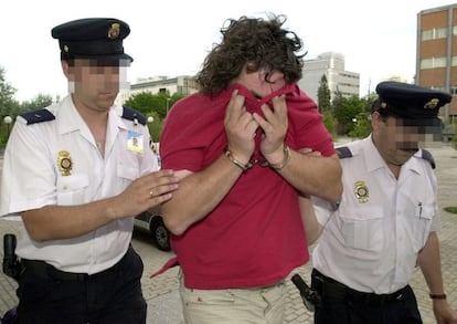 Sito Miñanco, en 2001, tras ser detenido en una operación antidroga.