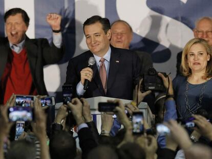 El senador Ted Cruz celebrant la seva victòria a Iowa.