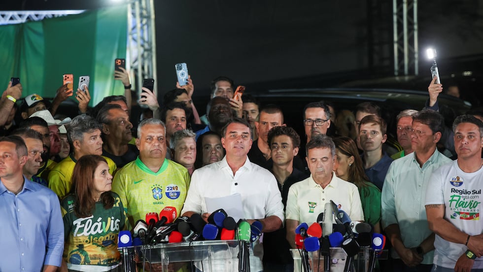 Jair Bolsonaro rechaza el triunfo de Lula y pide invalidar los resultados electorales