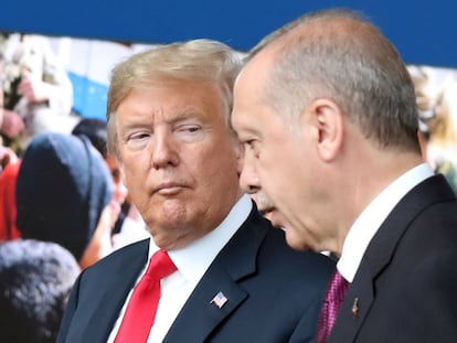 El presidente estadounidense Donald Trump junto a su homólogo turco el pasado 11 de julio.
