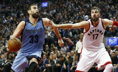 Marc Gasol y Valanciunas.