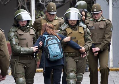 Una alumna del Liceo 7 es detenida el pasado 17 de agosto.