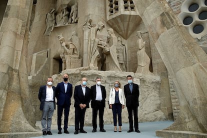 La basílica de la Sagrada Familia sirvió este martes de escenario para la presentación del nuevo Centro Internacional de Estudios Avanzados Antoni Gaudí, cuyo objetivo es reunir todo el material y documentos del arquitecto y sus colaboradores.