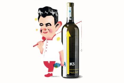 El chef vasco apuesta por un txakolí de su tierra, el K5, elaborado en Aia (Guipuzkoa), a solo unos kilómetros de Lasarte, la casa madre de Berasategui. Este vino blanco de color amarillo verdoso, elaborado con la variedad de uva autóctona hondarrabi zuri, se caracteriza por sus notas minerales, cítricas, de flores blancas y un fondo salado que lo liga al Cantábrico. CON QUÉ PLATO LO TOMA: “Va muy bien con pescados y mariscos por su frescura. Yo lo utilizo incluso en platos de mi carta, como la ostra tibia ligeramente escabechada con granizado de pepino y manzana picante”.