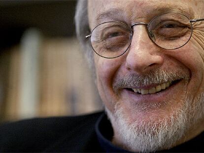 El escritor E. L. Doctorow obtuvo con 'La gran marcha' el Premio PEN/Faulkner.