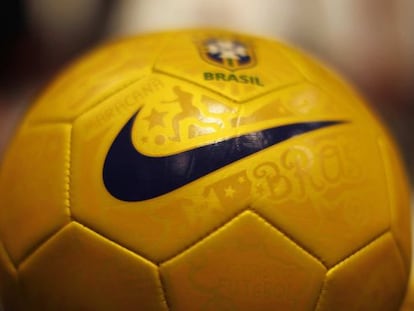 Bola do Brasil fabricada pela Nike.