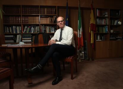 Simon Coveney Irlanda