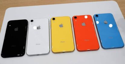 Apple iPhone XR en varios colores.