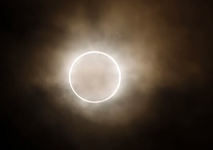 Cómo ver el eclipse anular de Sol en Colombia