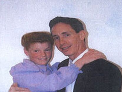 Warren Jeffs y su esposa de 12 años.