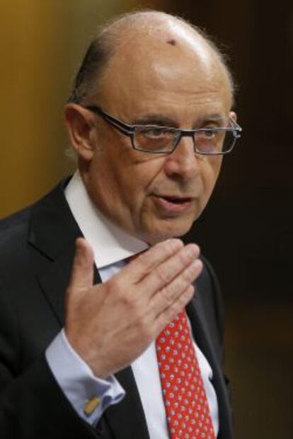 El ministro de Hacienda y Administraciones Públicas, Cristóbal Montoro, durante una reciente comparecencia parlamentaria.