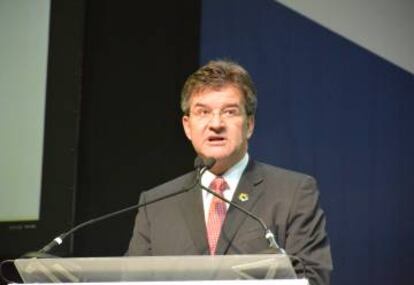 Miroslav Lajčák durante la clausura del pacto mundial de migración