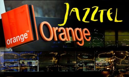 Logotipos de Jazztel y Orange.