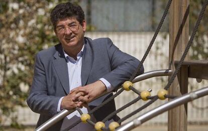 Diego Valderas, en un parque de Sevilla