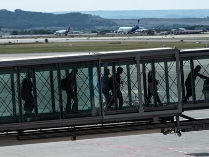 Llegada de viajeros al aeropuerto Adolfo Suárez Madrid Barajas.