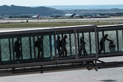 Llegada de viajeros al aeropuerto Adolfo Suárez Madrid Barajas.