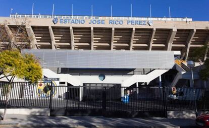 El Rico Pérez, estadio del Hércules, en cuyas inmediaciones se ha producido la pelea.