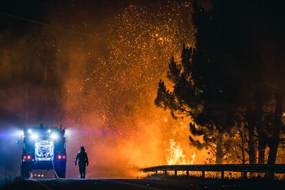 The Boiro forest fire, which has burned more than 2,200 hectares in A Coruña this past weekend.