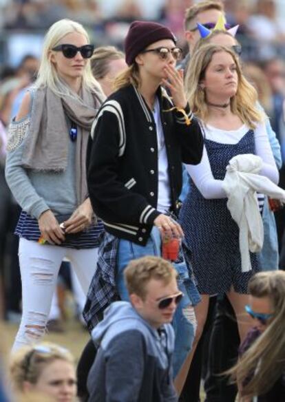 Cara Delevingne y Poppy Delevingne.